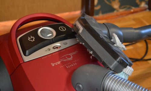 How to Repair a Vacuum Cleaner